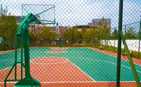 塑膠籃球場維護(hù)