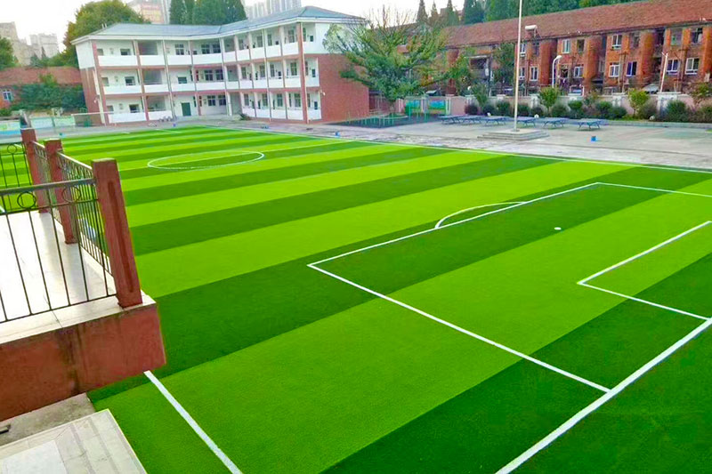 室外人造草足球場