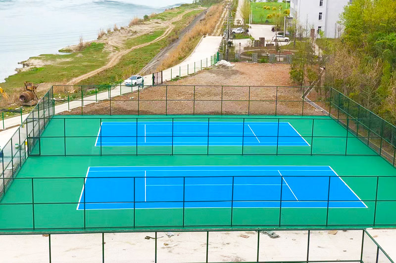 塑膠網(wǎng)球場(chǎng)